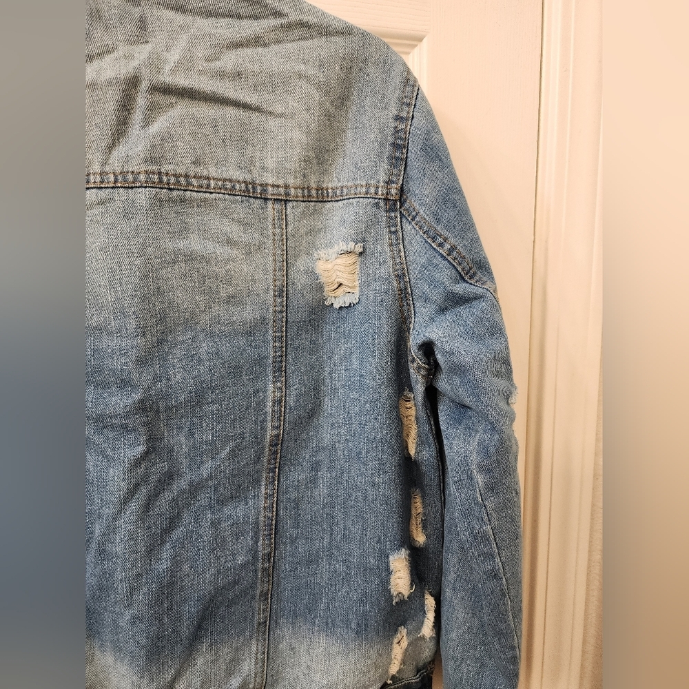 Ci Sono Distressed Light Wash Denim Trucker Jacket - Small - Edgy Streetwear - Picture 12 of 15